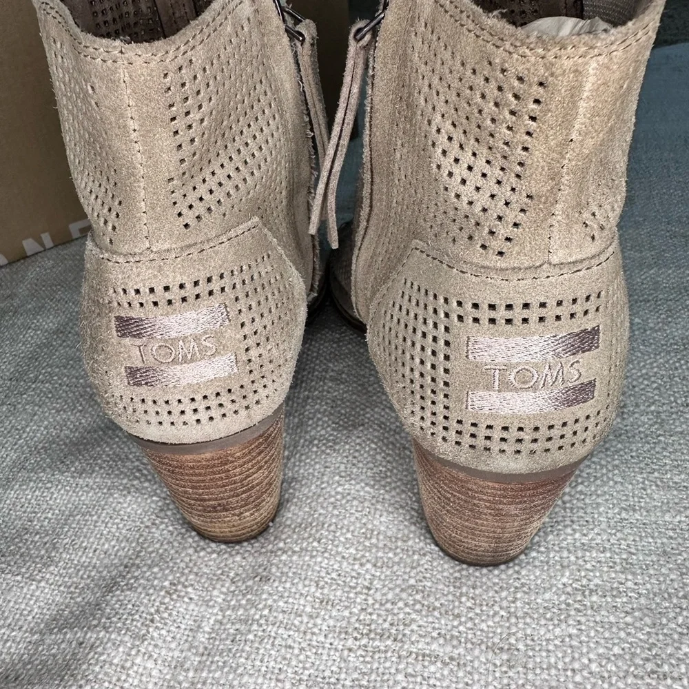 TOMS Majorca Peep Toe Bootie (Stucco Suede Perforated) block heel - Picture 15 of 16